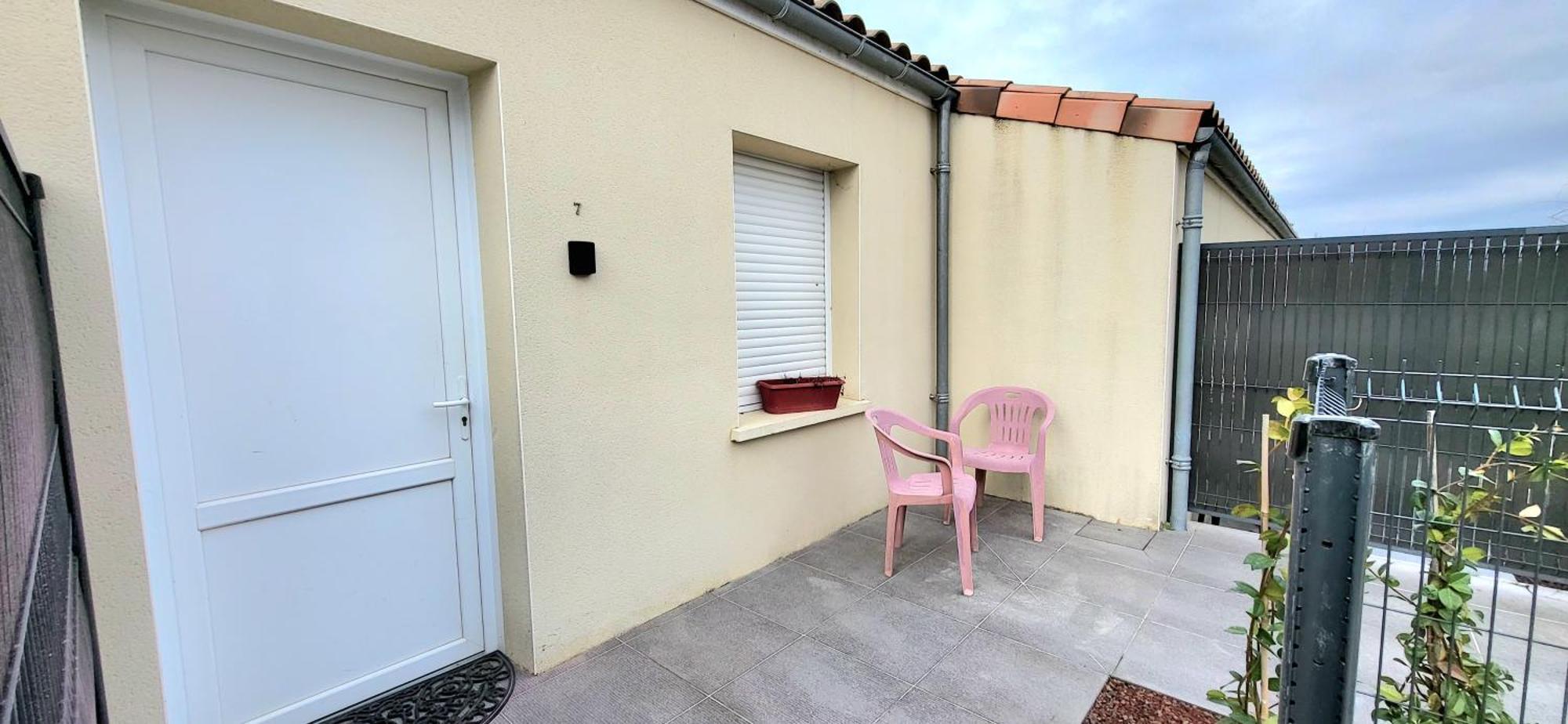 Residences Les Sansonnets "Appartements & Studios" Jonzac Buitenkant foto
