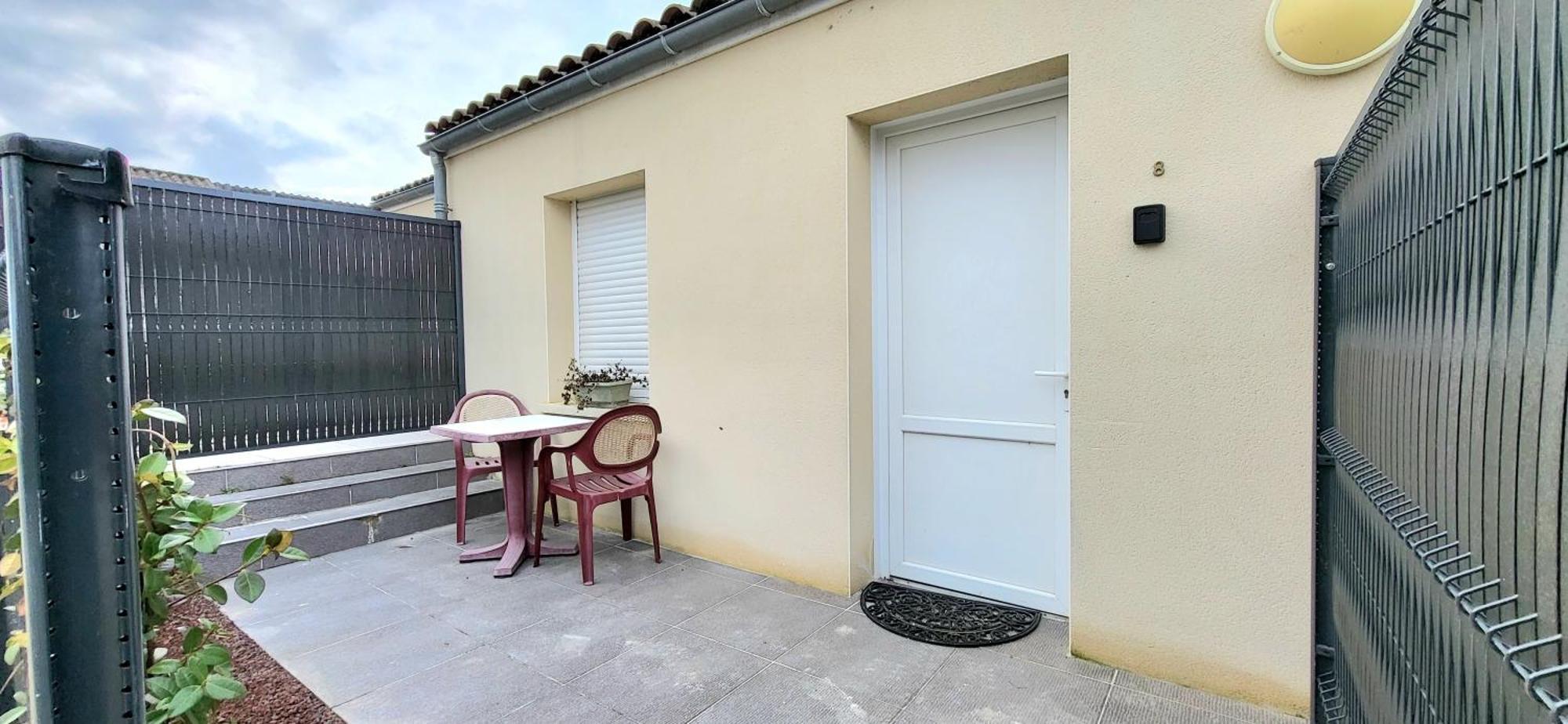 Residences Les Sansonnets "Appartements & Studios" Jonzac Buitenkant foto