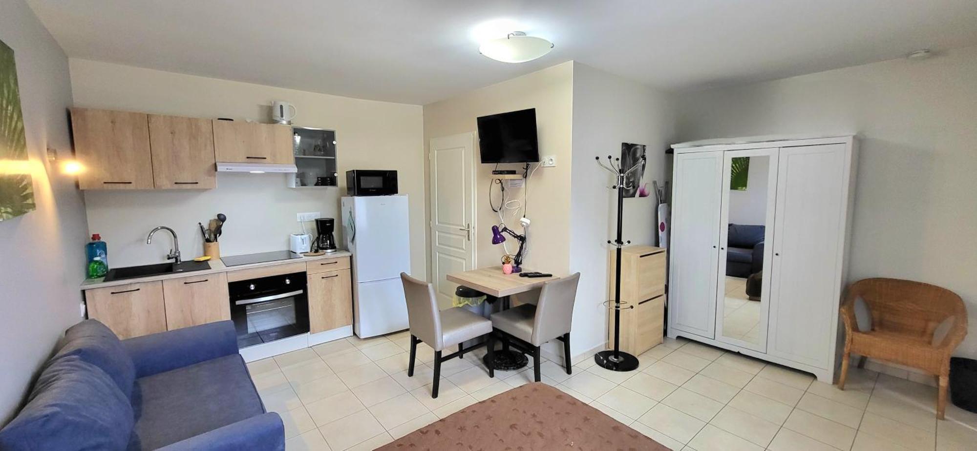 Residences Les Sansonnets "Appartements & Studios" Jonzac Buitenkant foto