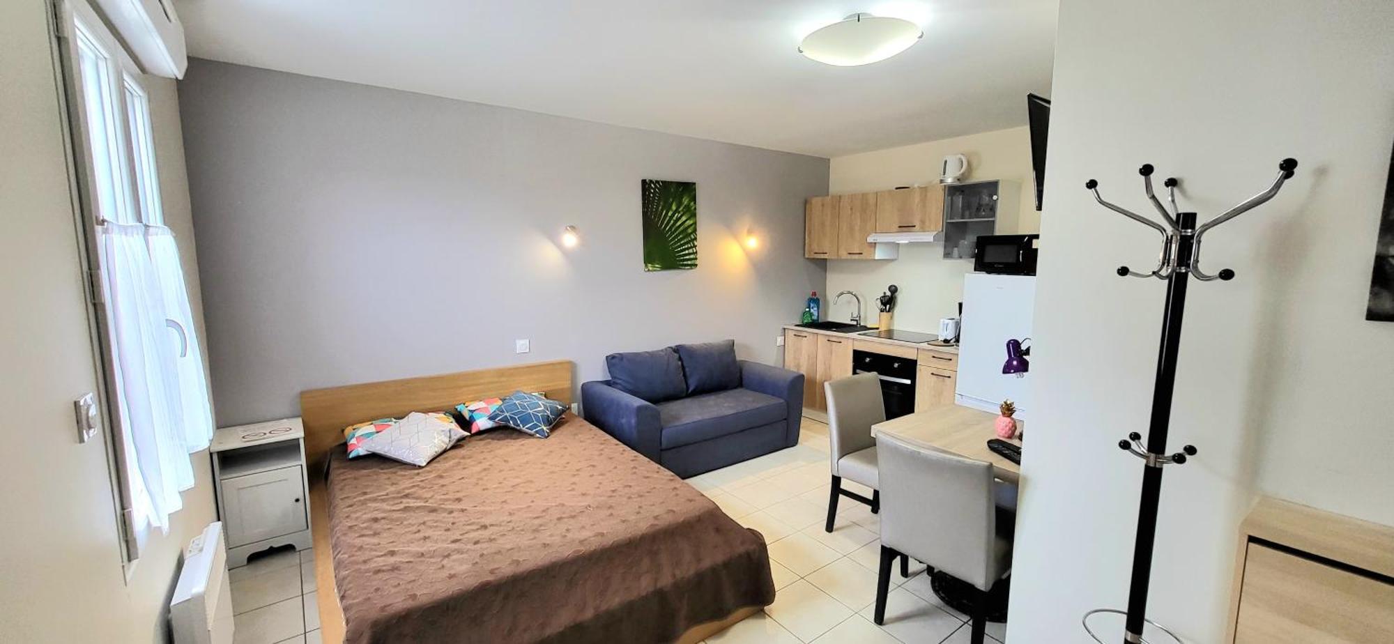 Residences Les Sansonnets "Appartements & Studios" Jonzac Buitenkant foto