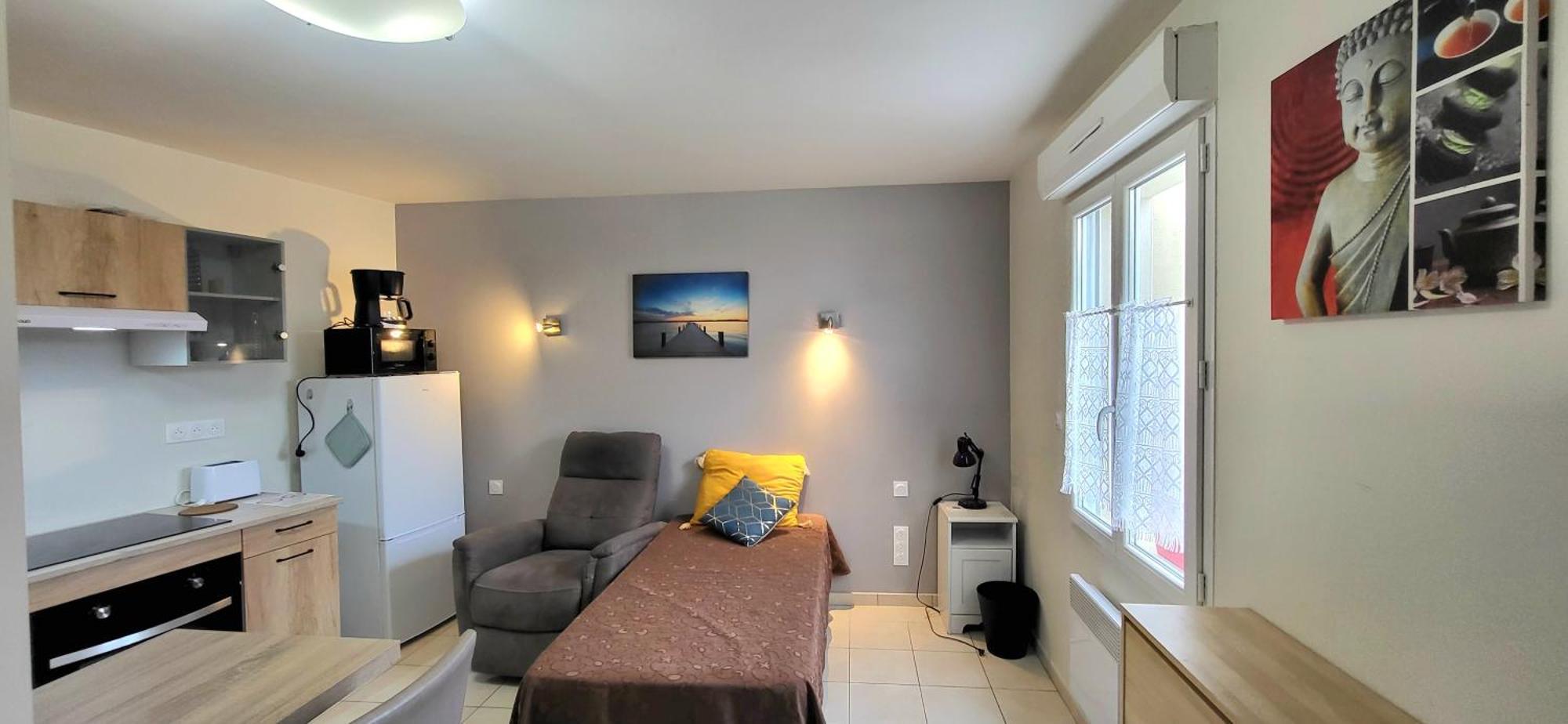 Residences Les Sansonnets "Appartements & Studios" Jonzac Buitenkant foto
