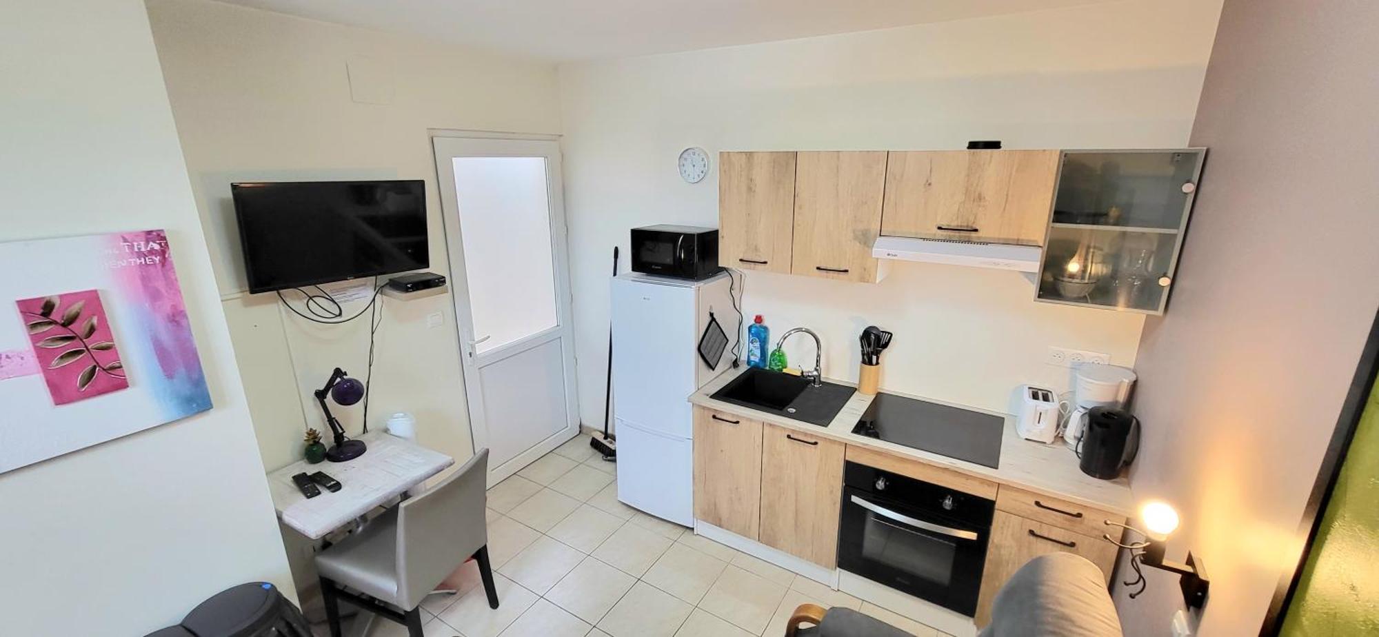 Residences Les Sansonnets "Appartements & Studios" Jonzac Buitenkant foto
