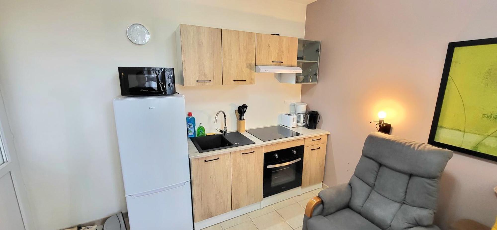 Residences Les Sansonnets "Appartements & Studios" Jonzac Buitenkant foto