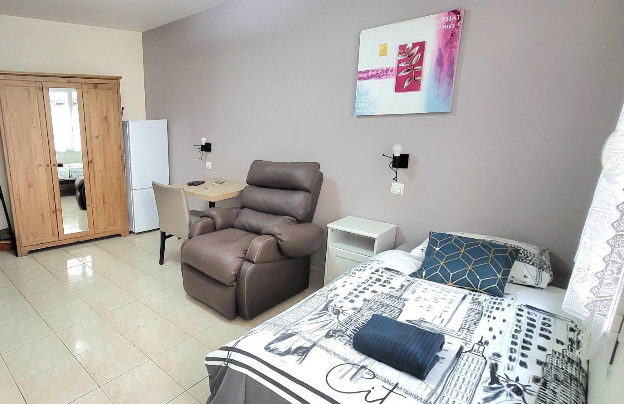 Residences Les Sansonnets "Appartements & Studios" Jonzac Buitenkant foto